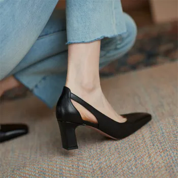 İlkbahar/Sonbahar 2021 Yeni Kadın Ayakkabı Deri Kare Ayak Tıknaz Topuk Kadın Pompaları Siyah/Beyaz Seksi Yüksek Topuklu kadın iş ayakkabısı