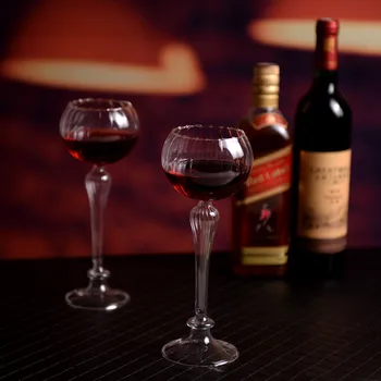 Yaratıcı Serin Tasarım cam şarap kadehi Şeffaf Züccaciye Kupa Kadeh Severler İçin Mükemmel Hediye Cadılar Bayramı Tema Partileri L25C