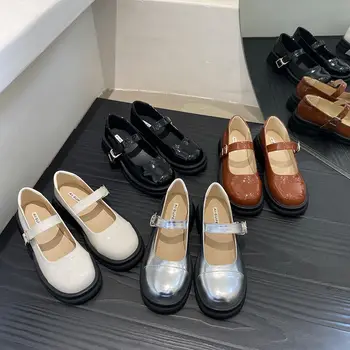 Patent Deri Kadın Flats Yuvarlak Ayak Kemer Toka Düz Düşük Topuklu Siyah Beyaz Kahverengi Gümüş Elbise Ayakkabı Sonbahar Bahar Loafer'lar 35-39