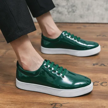 Sıcak Satış Yeşil Ayna Ayakkabı Erkekler için Brogues Glitter deri ayakkabı Rahat Erkekler Dantel-up Flats Erkekler İş Ayakkabıları zapatos de hombre