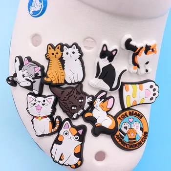 1-10 adet Kawaii Kedi Ayak İzi Ayakkabı Aksesuarları PVC Sandalet Ayakkabı Süslemeleri Dıy WristbandsCroc Jıbz Takılar Çocuklar Tatil Hediyesi